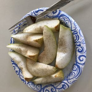 Photo of pear with cinnamon