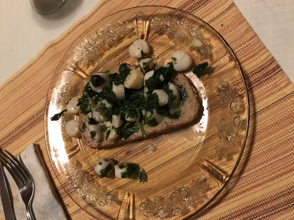 Garlicky Bay Scallops on Toast